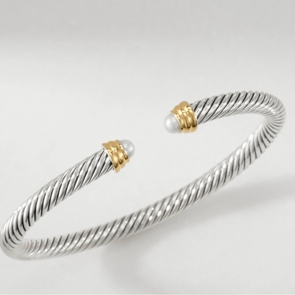 Authentic David Yurman Classic Cable Gold Silver and Pearl Bracelet